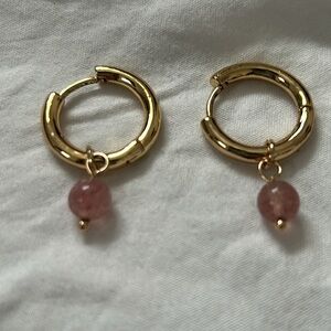 🔥2/$30🔥18K Gold Plated Hoop Earrings With Interchangeable Rose Quartz Drops